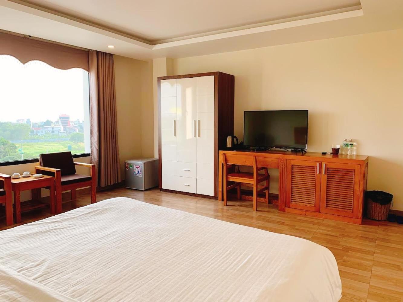 โรงแรมดรากอน แอร์พอร์ต โหน่ยบ่าย ภายนอก รูปภาพ