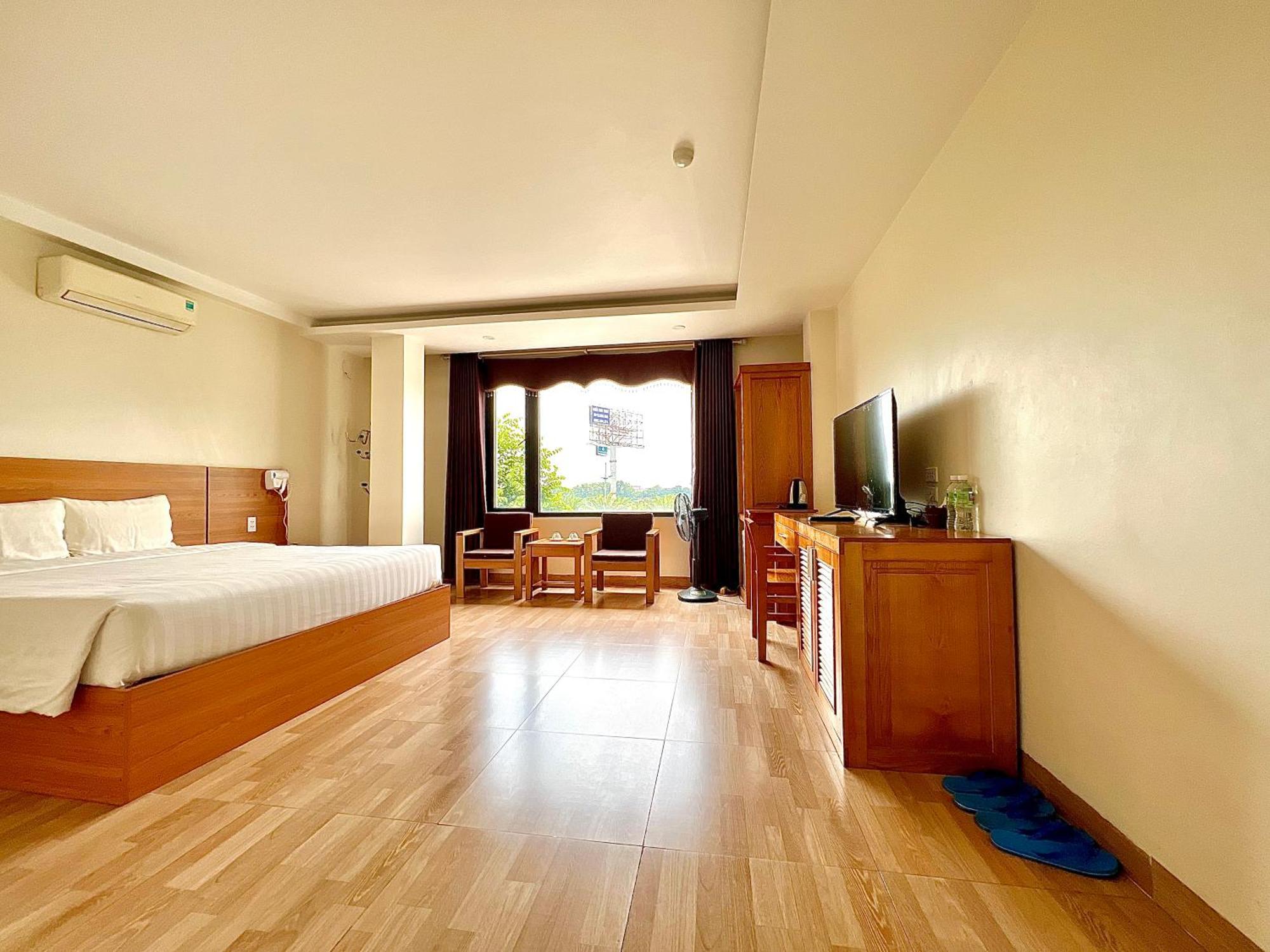 โรงแรมดรากอน แอร์พอร์ต โหน่ยบ่าย ภายนอก รูปภาพ