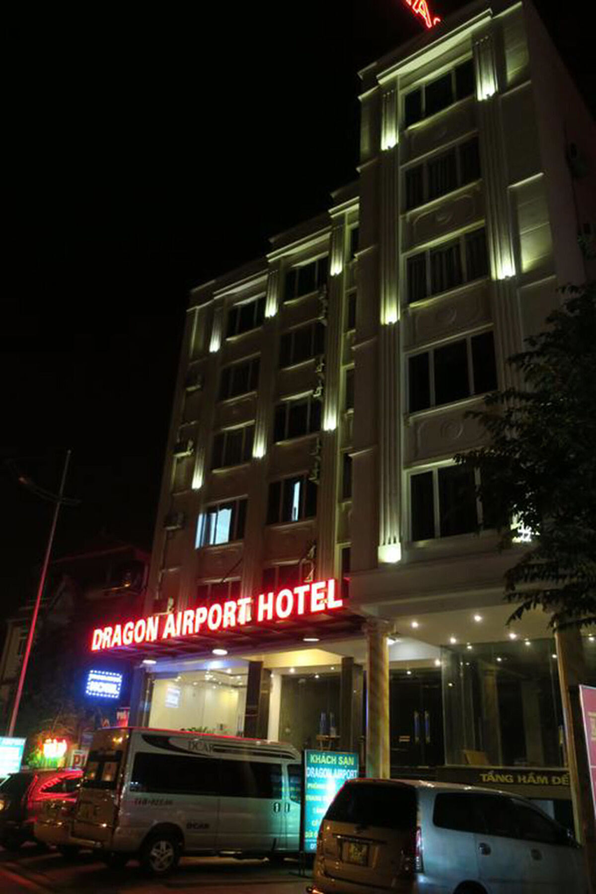 โรงแรมดรากอน แอร์พอร์ต โหน่ยบ่าย ภายนอก รูปภาพ