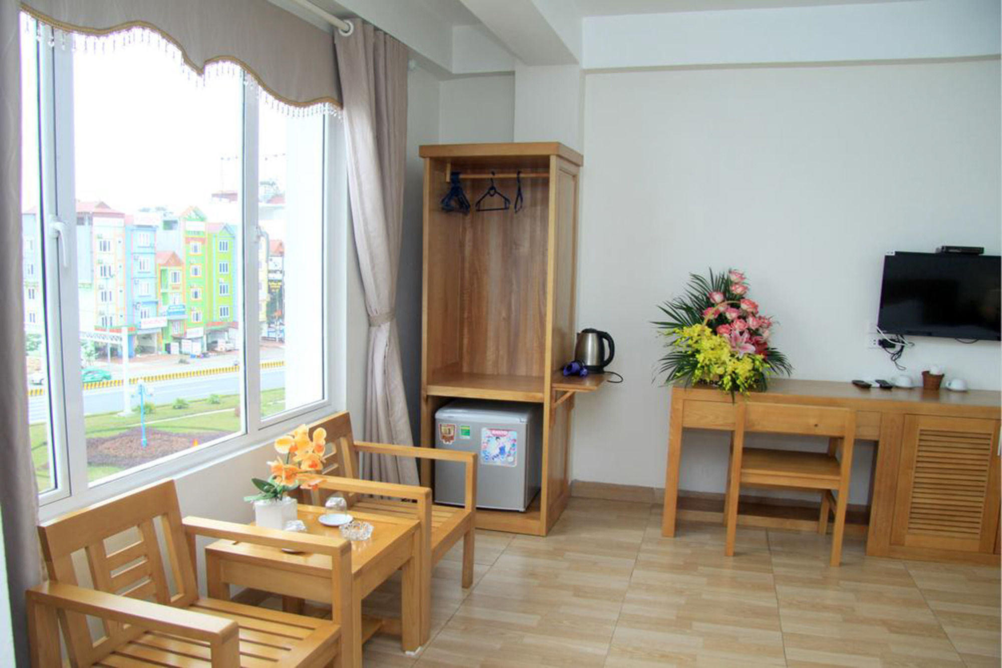 โรงแรมดรากอน แอร์พอร์ต โหน่ยบ่าย ภายนอก รูปภาพ